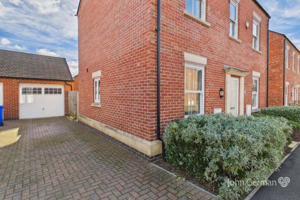 Primrose Drive, Tutbury, photo 23