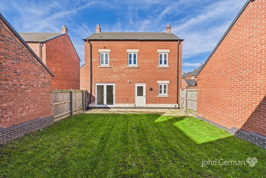 Primrose Drive, Tutbury, photo 5