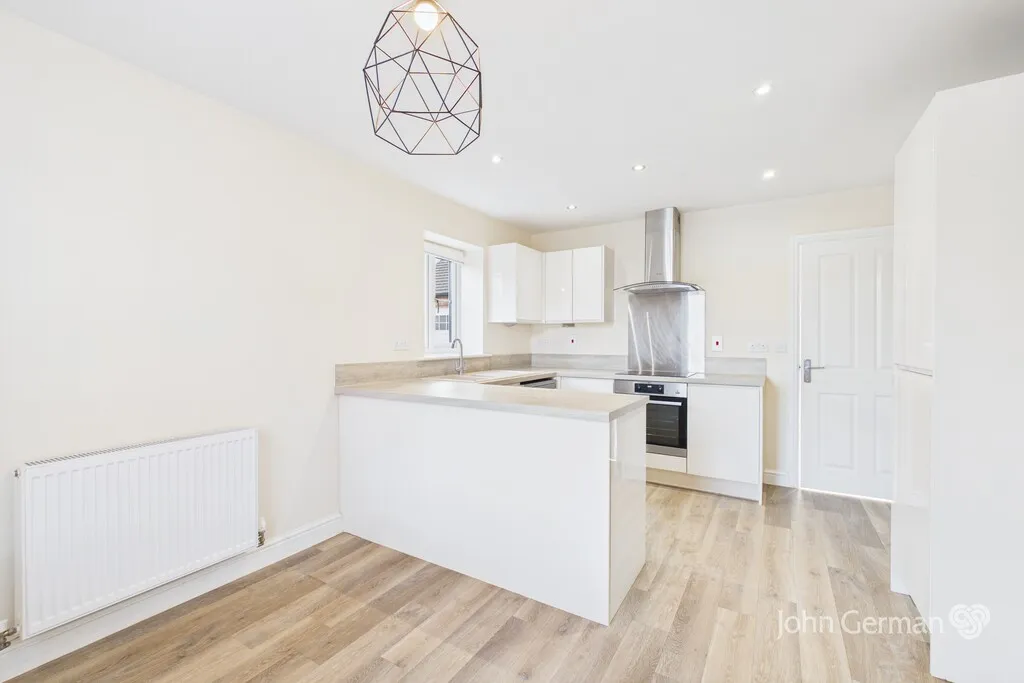 Primrose Drive, Tutbury, photo 6