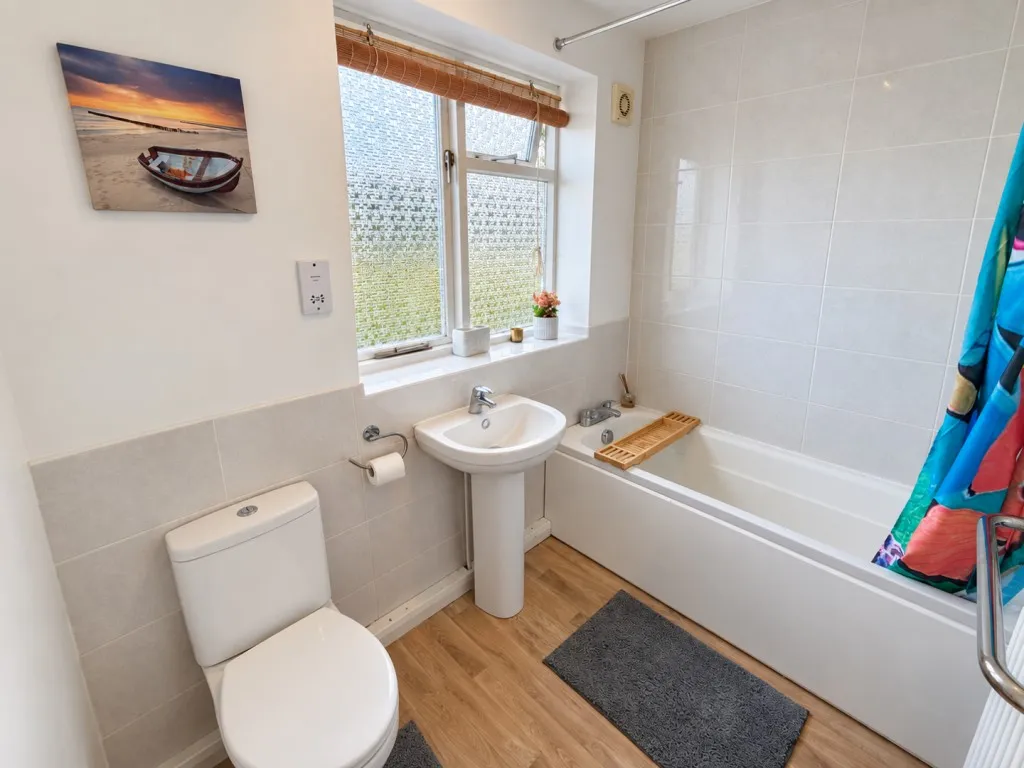Braunston Lane, Staverton, photo 12