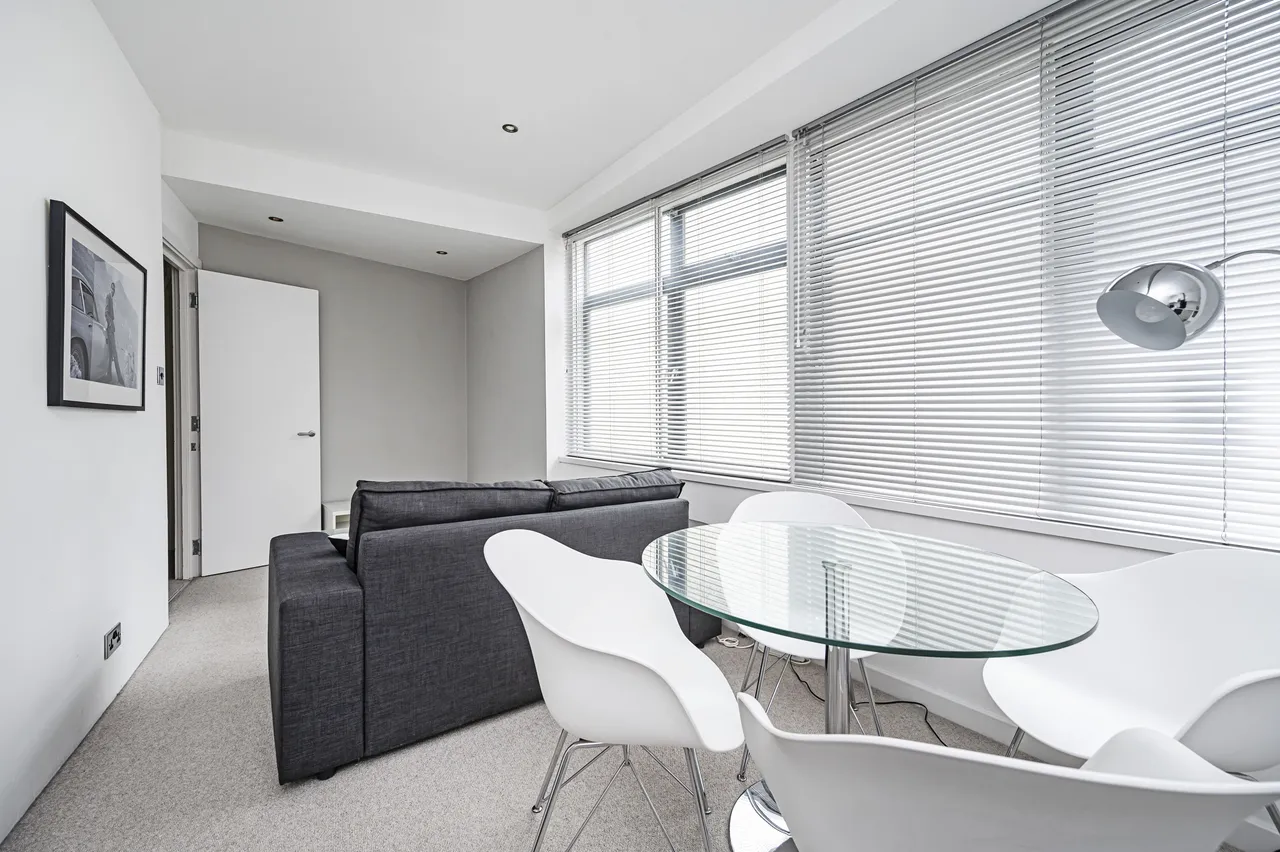 London, EC2M, photo 5