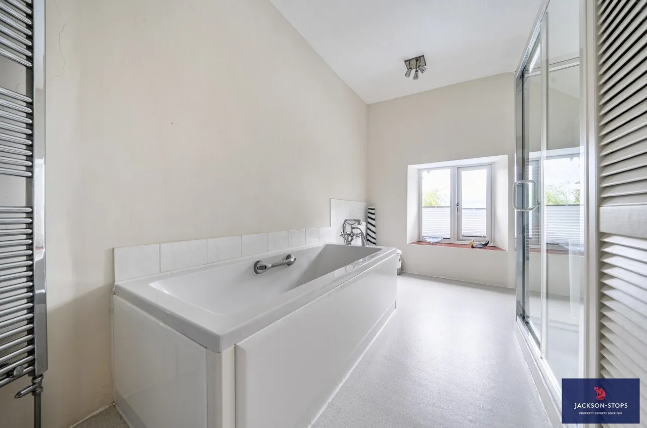 Courteenhall Road, Blisworth, NN7, photo 18