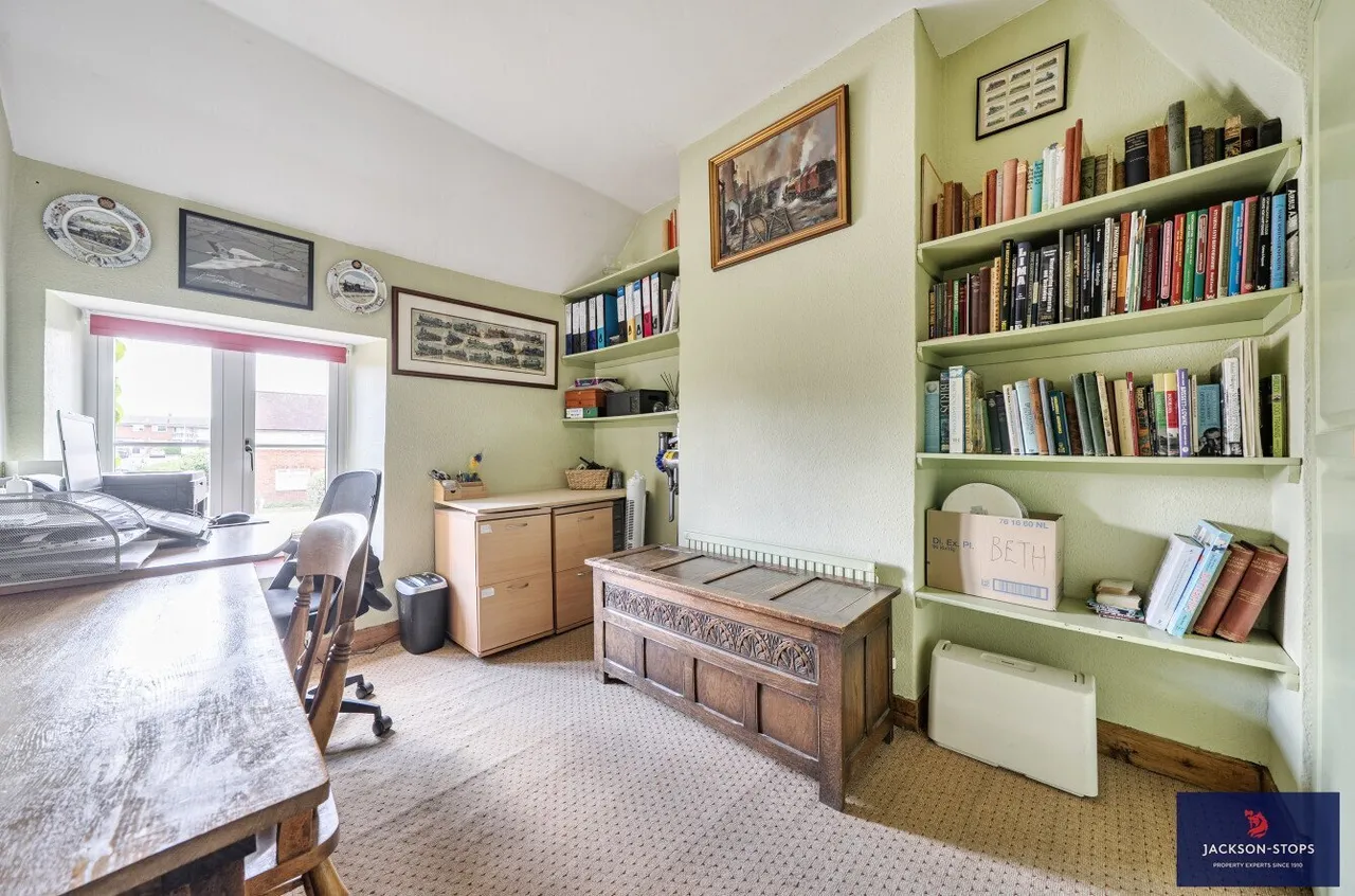 Courteenhall Road, Blisworth, NN7, photo 17