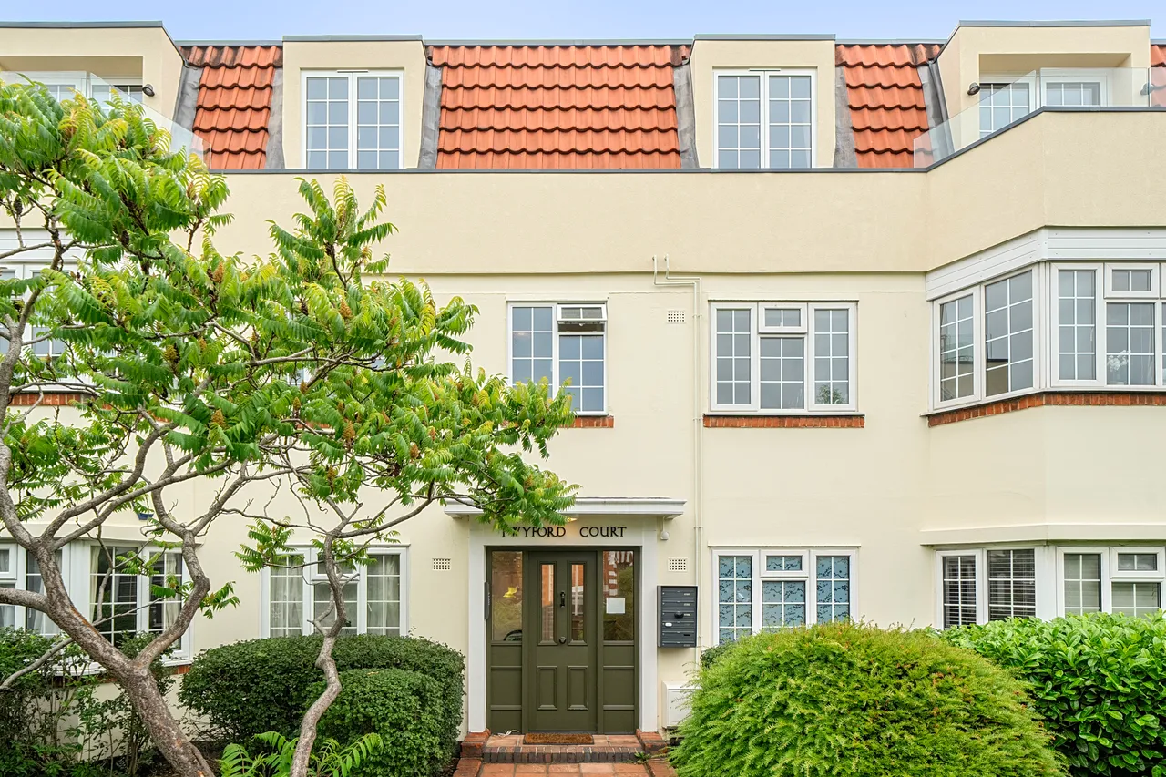 2 bed flat for sale — 7 Twyford Court, Twyford Avenue, London