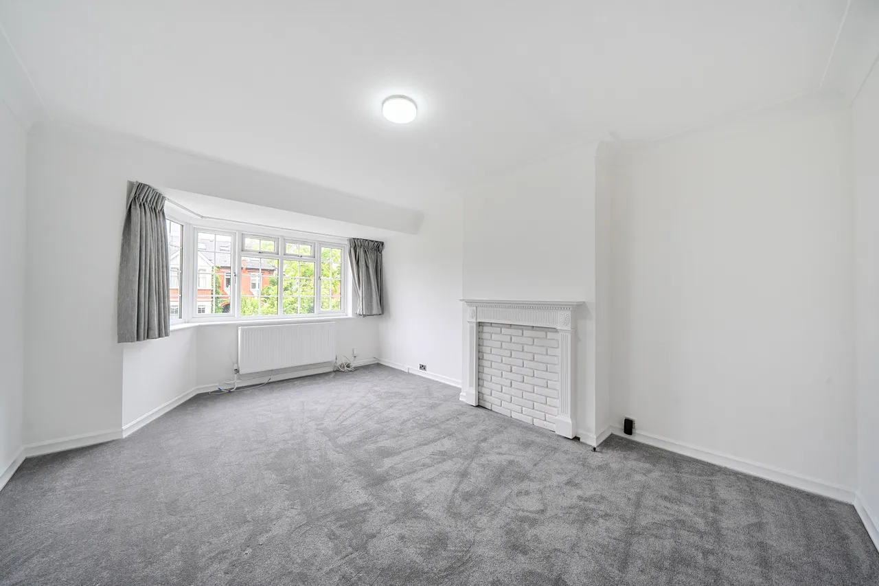 7 Twyford Court, Twyford Avenue, London, photo 2