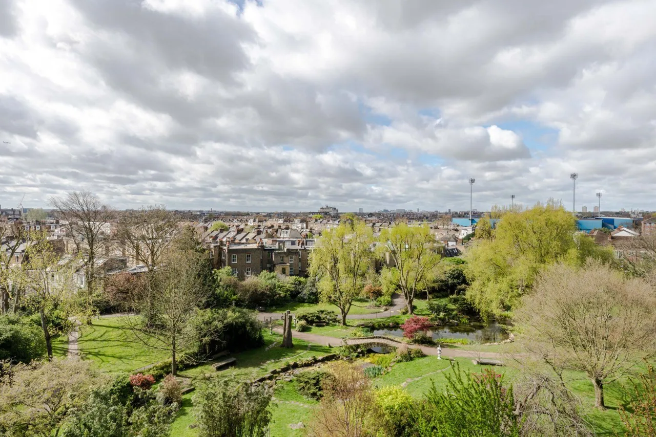 Wood Crescent, London, W12 7GR, photo 10