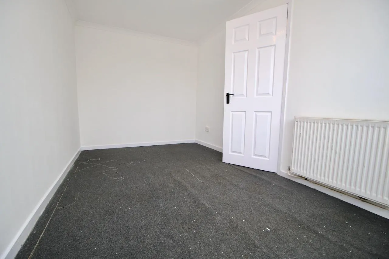 Pine Grove, Cumbernauld, G67 3AX, photo 17