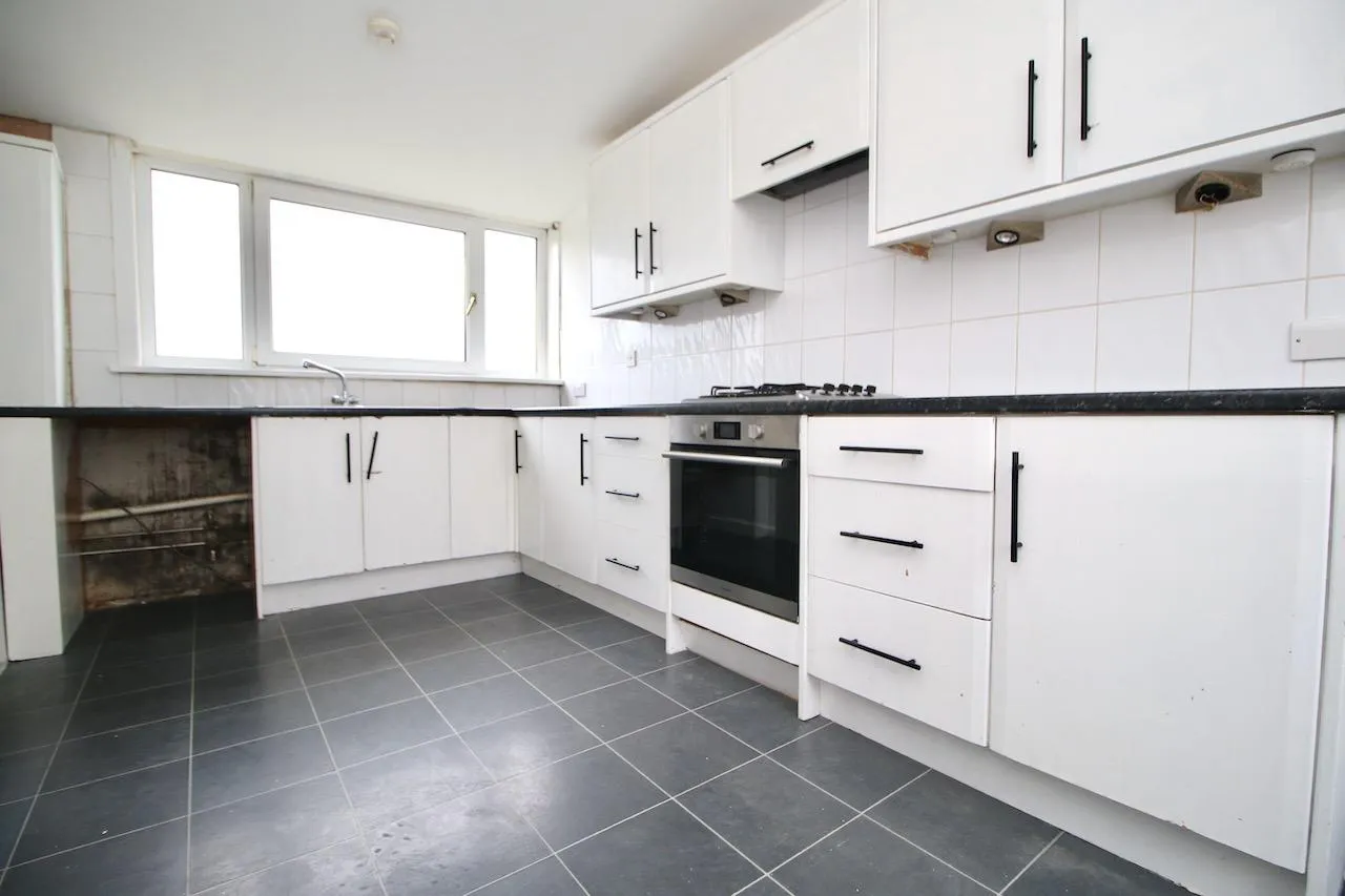 Pine Grove, Cumbernauld, G67 3AX, photo 8