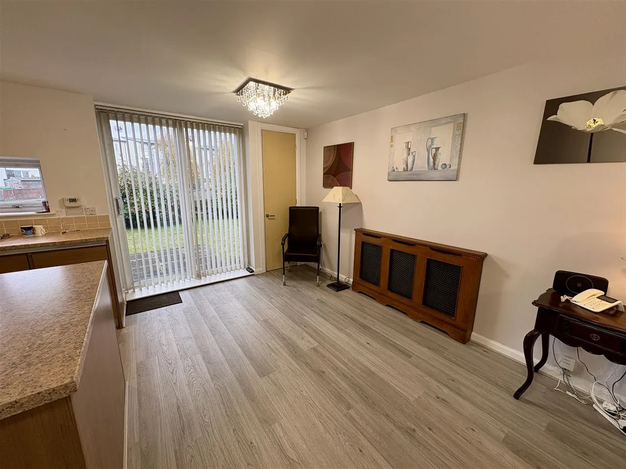 Lloyd Wright Avenue, Beswick, M11, photo 16