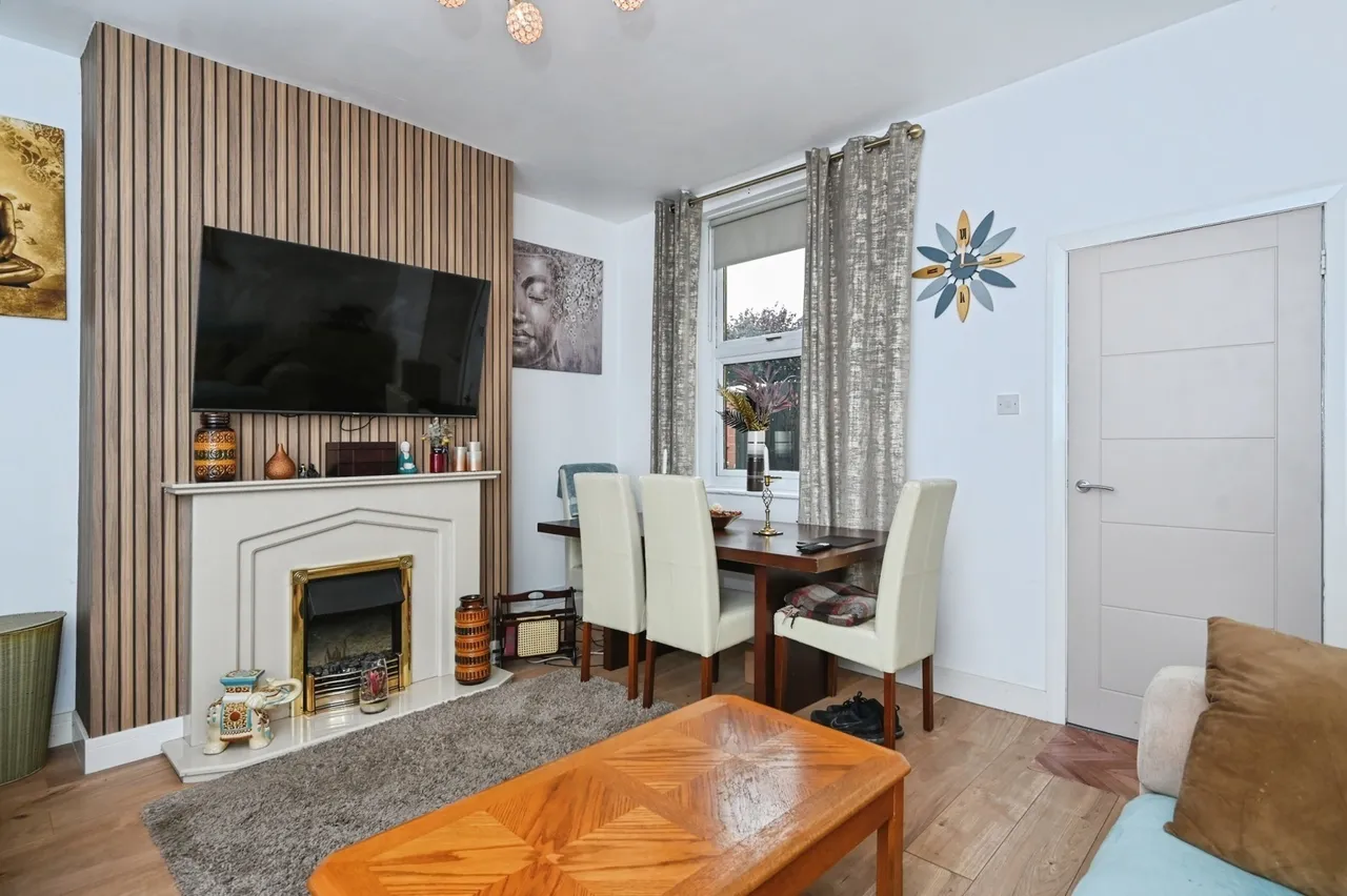 Warrington Road, LEIGH, Lancashire, WN7, photo 3