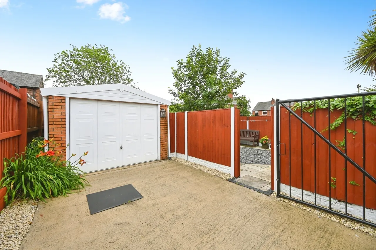 Warrington Road, LEIGH, Lancashire, WN7, photo 2