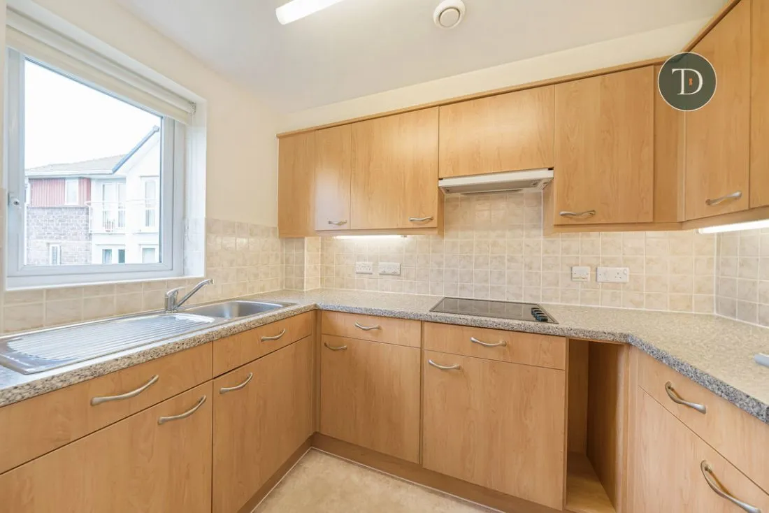 Chester Road, Little Sutton, CH66 3SR, photo 8