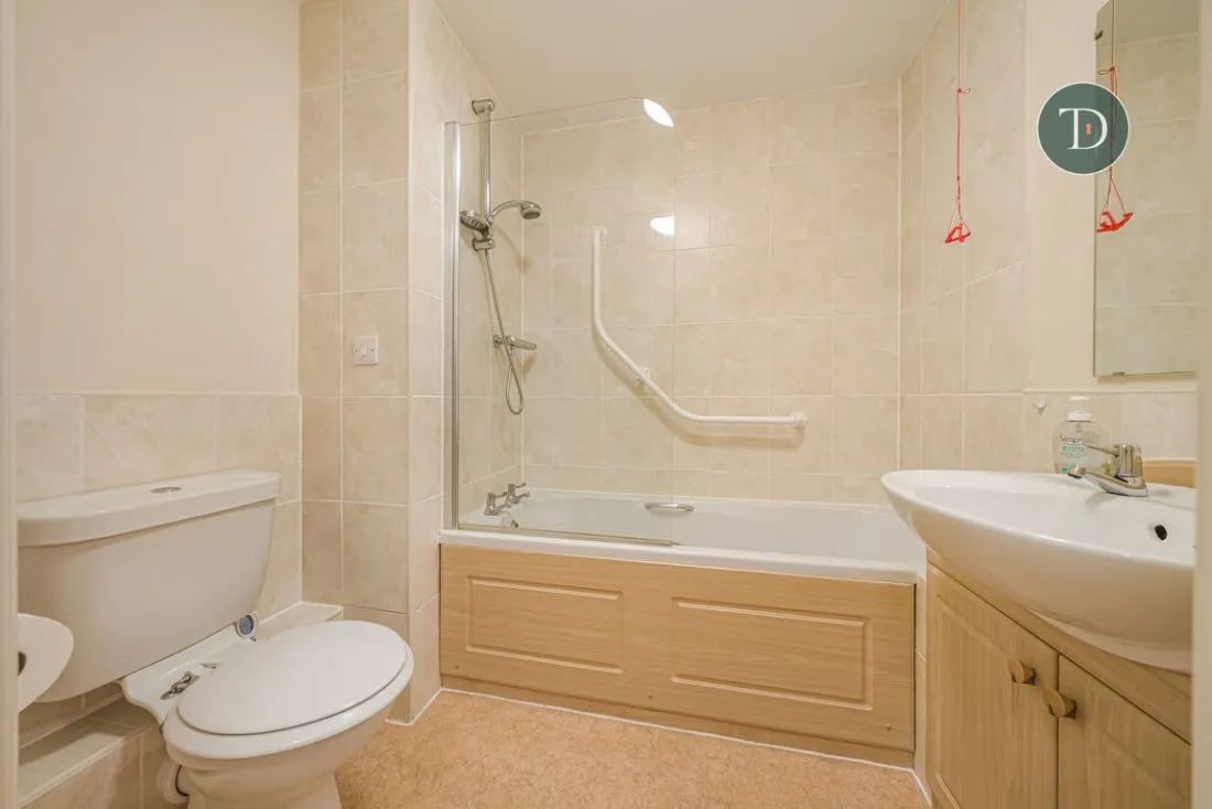 Chester Road, Little Sutton, CH66 3SR, photo 13