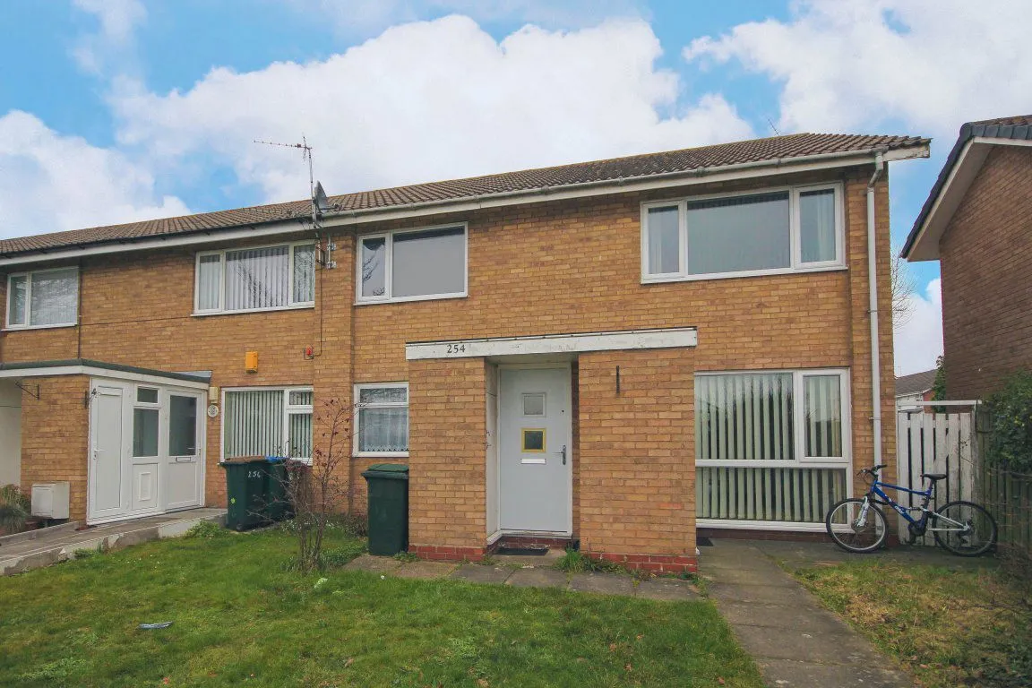 2 bed flat to rent — WOODWAY LANE, WALSGRAVE, COVENTRY, CV2 2HX