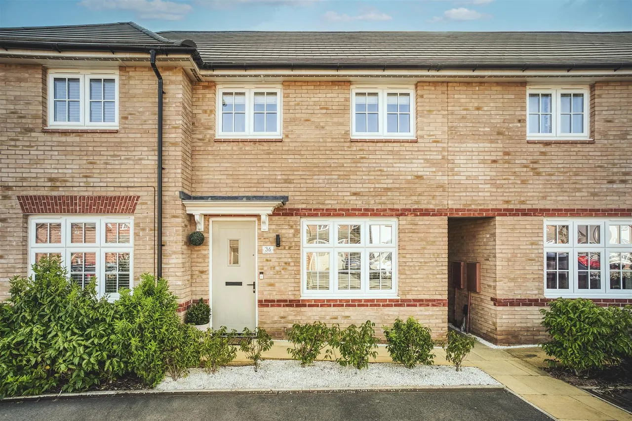 2 bed house for sale, Dale Acre Way, Breadsall