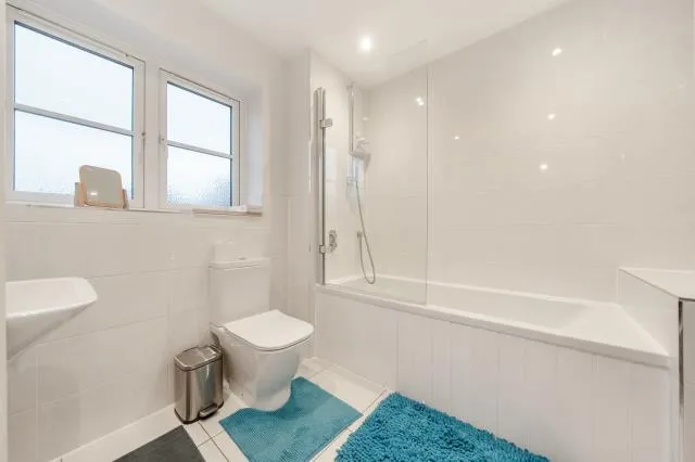 Popes Place, Greenham, RG19, photo 9