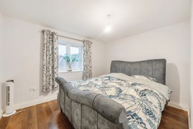 Popes Place, Greenham, RG19, photo 6