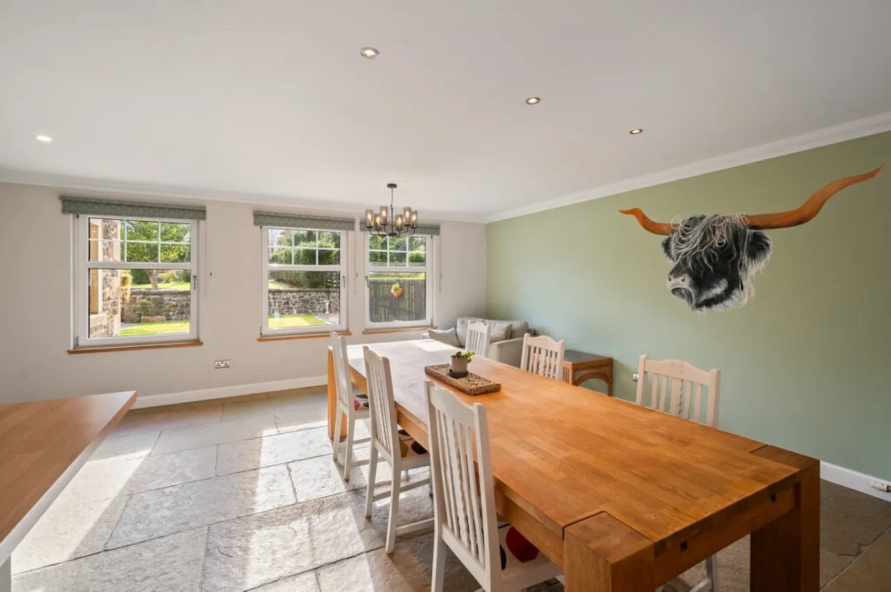 The Coo Shed, Linhouse Farm, Avonbridge, photo 9