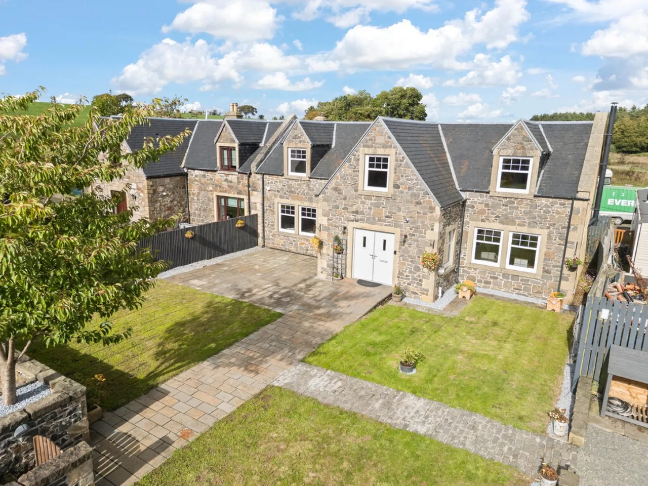3 bed house to rent — The Coo Shed, Linhouse Farm, Avonbridge