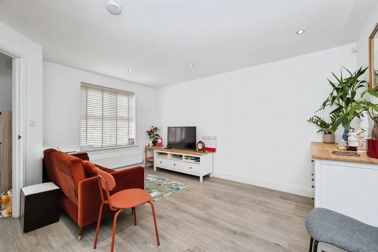 Broadoak Lane, Ashton-under-Lyne, Greater Manchester, OL6, photo 3
