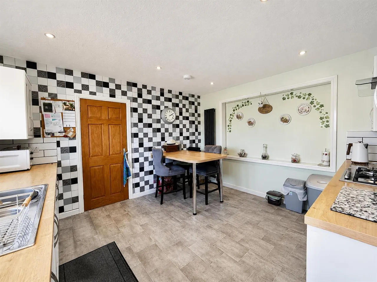 Lakes Close, Copythorne, photo 11