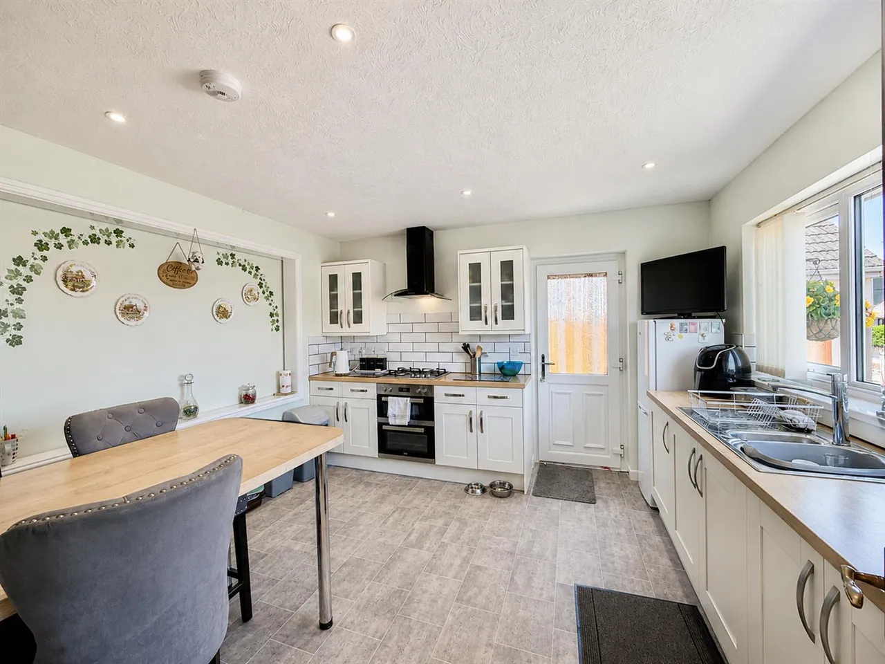 Lakes Close, Copythorne, photo 5