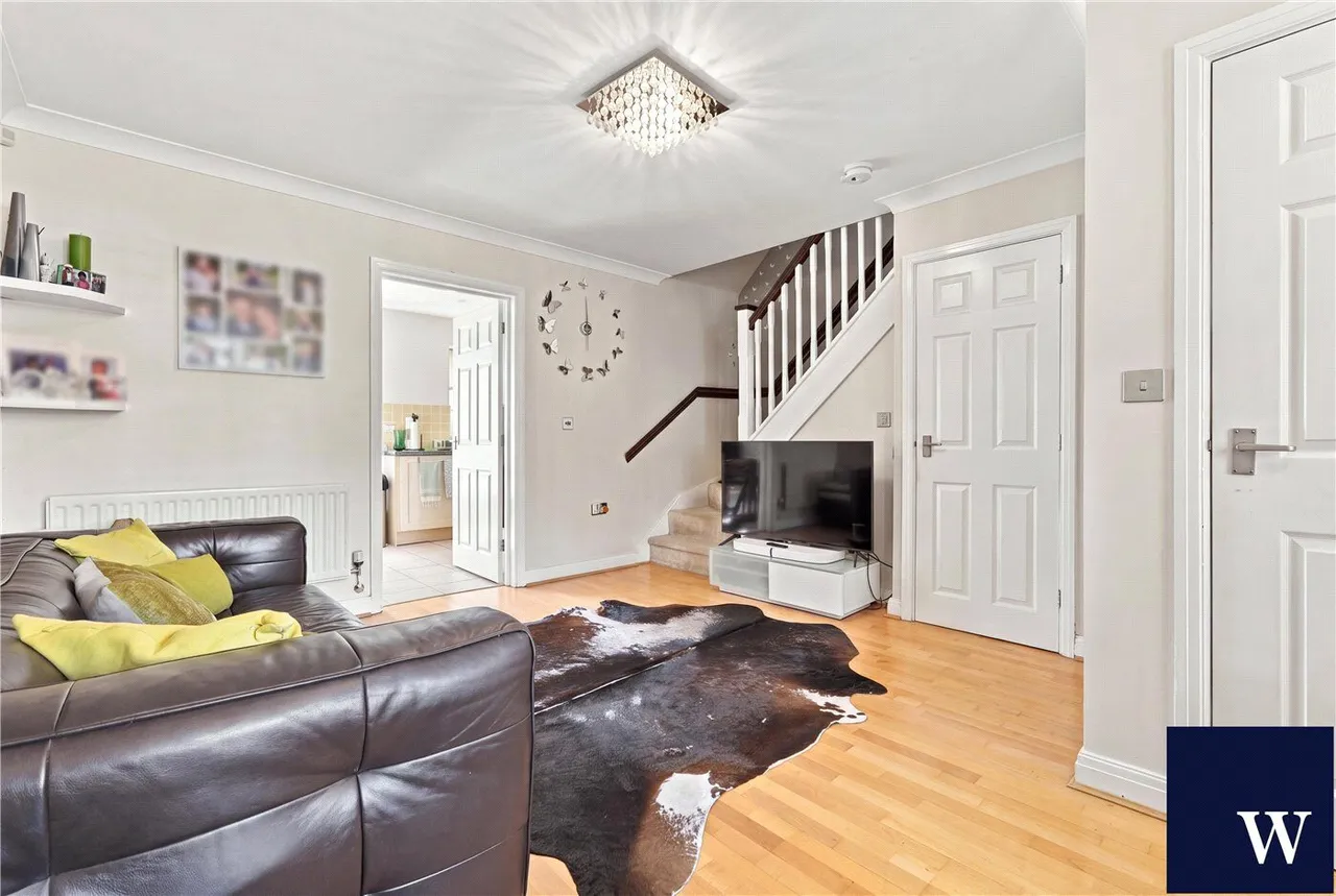 Honiton Gardens, Mill Hill East, NW7, photo 13
