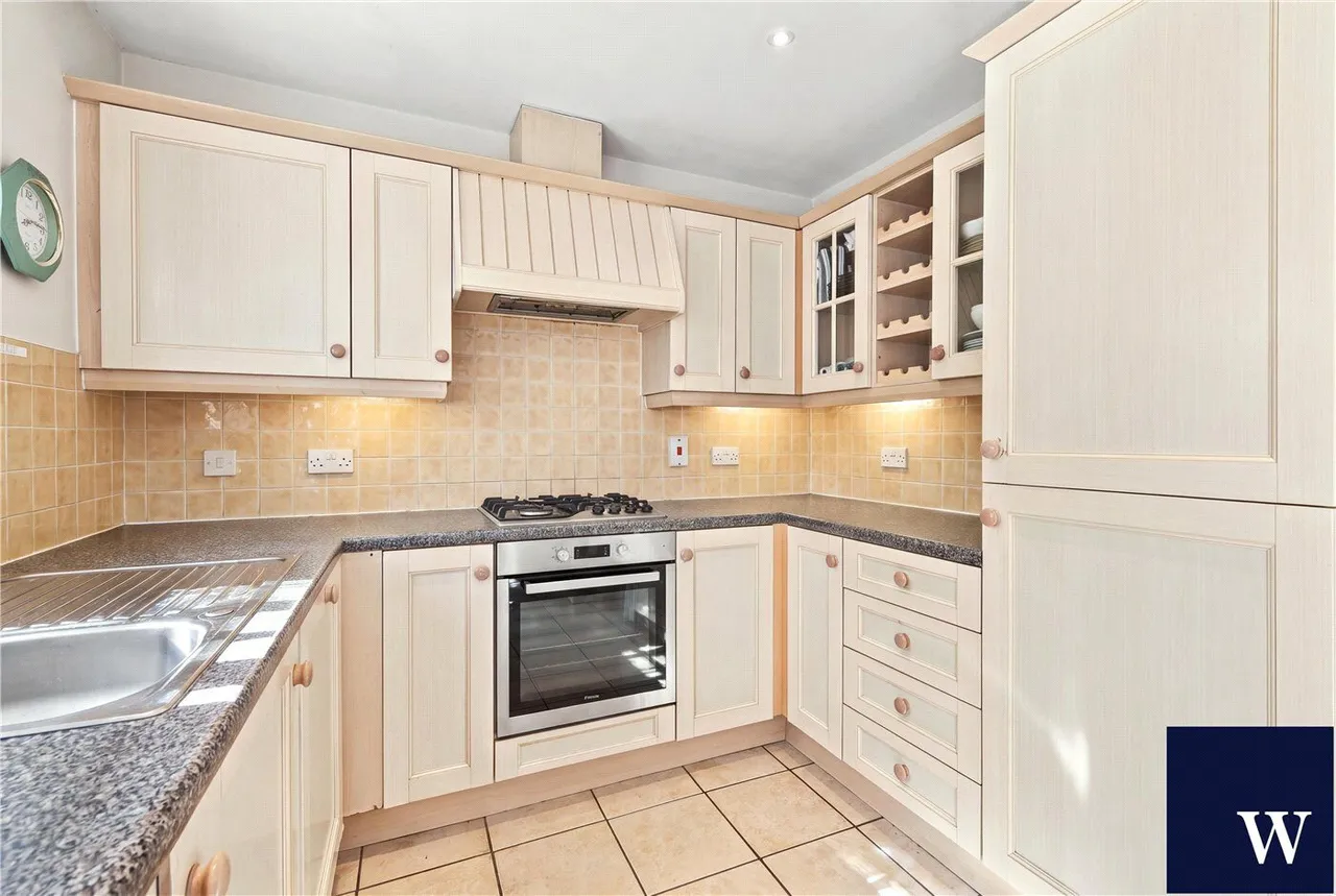 Honiton Gardens, Mill Hill East, NW7, photo 14