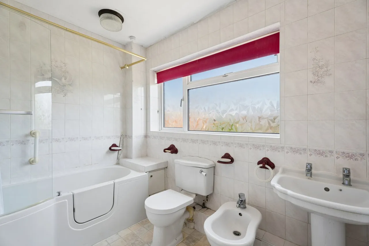 Lowther Road, Dunstable, LU6, photo 11