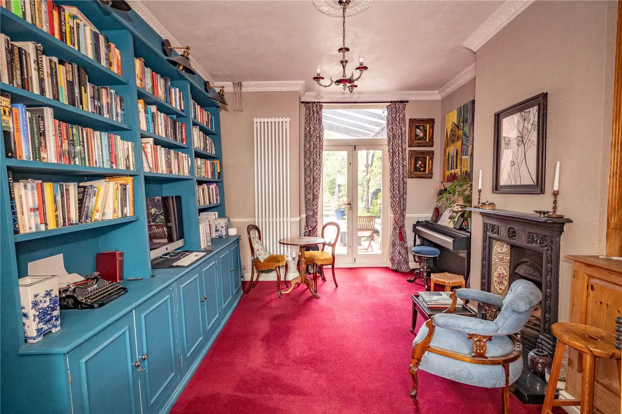 Victoria Road, Bromsgrove, Worcestershire, B61 0DW, photo 8