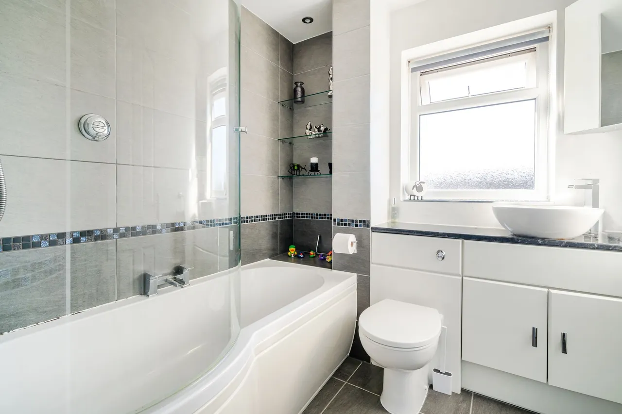 Meadow Way, Petworth, GU28, photo 10