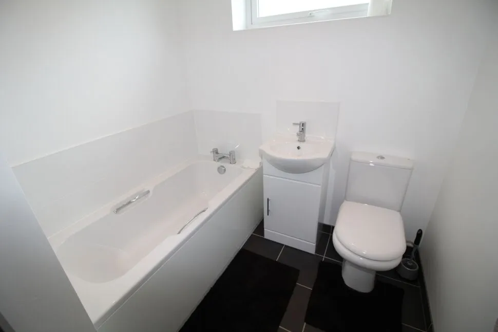 Martins Road, Bedworth, CV12, photo 7