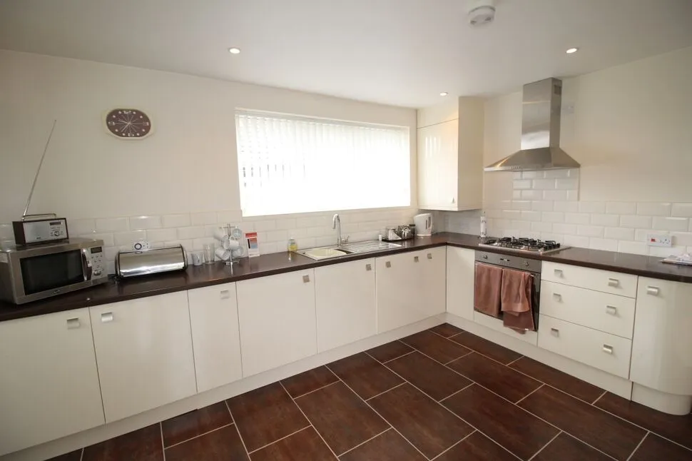 Martins Road, Bedworth, CV12, photo 4