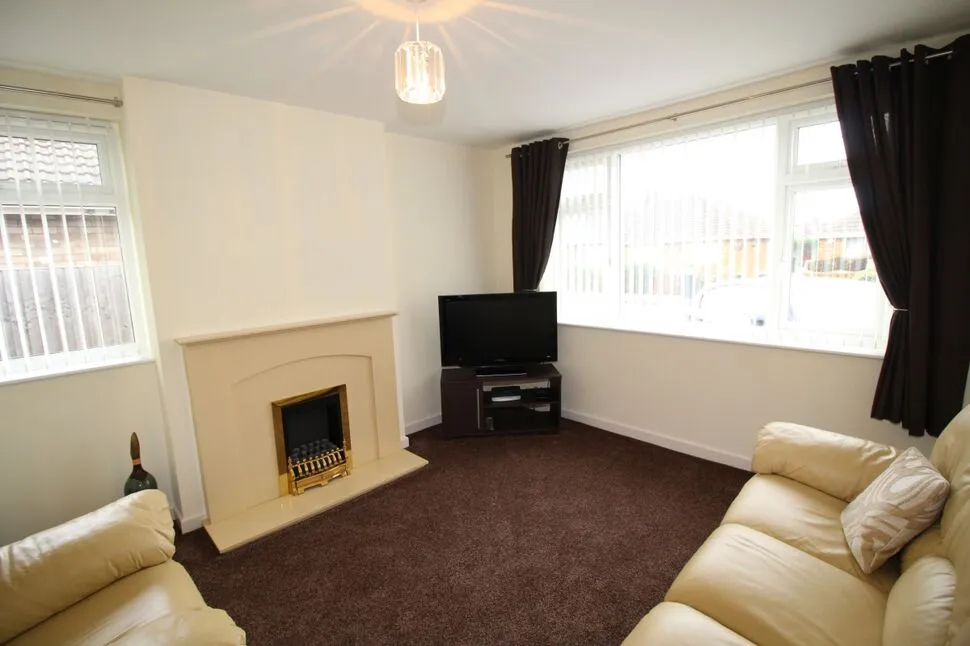 Martins Road, Bedworth, CV12, photo 2