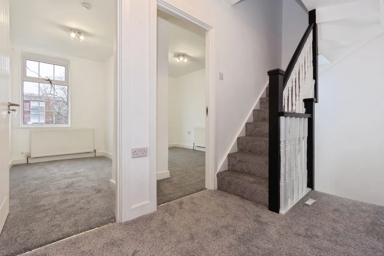 Hazelwood Road, Birmingham, West Midlands, B27, photo 5