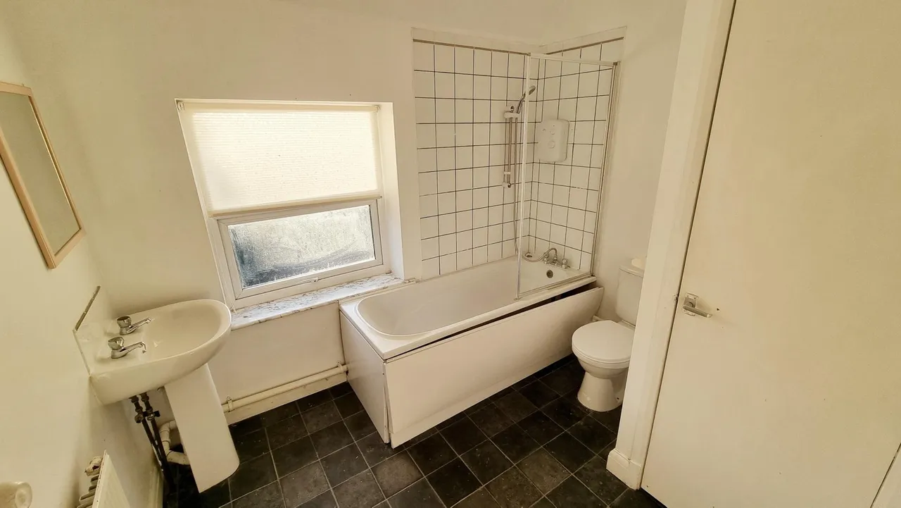 Priory Road, Wellingborough, NN8, photo 11