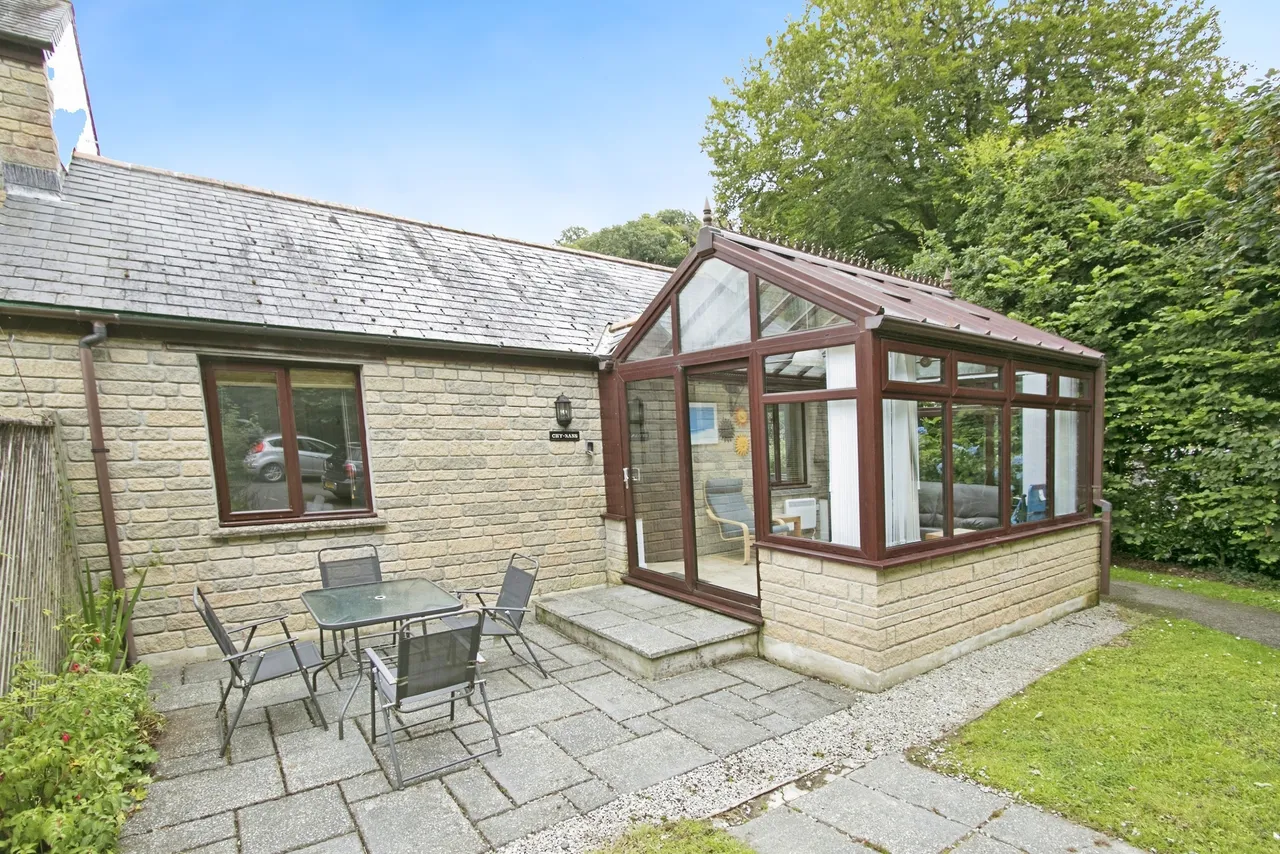 2 bed house for sale, Pendra Loweth, Maen Valley, TR11