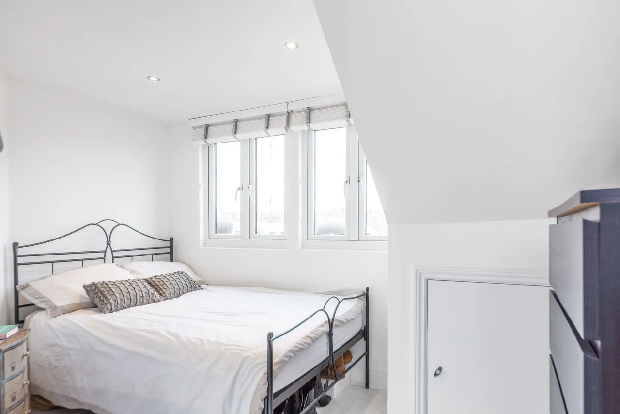 Flat 4, 12 Mansfield Road, London, photo 4