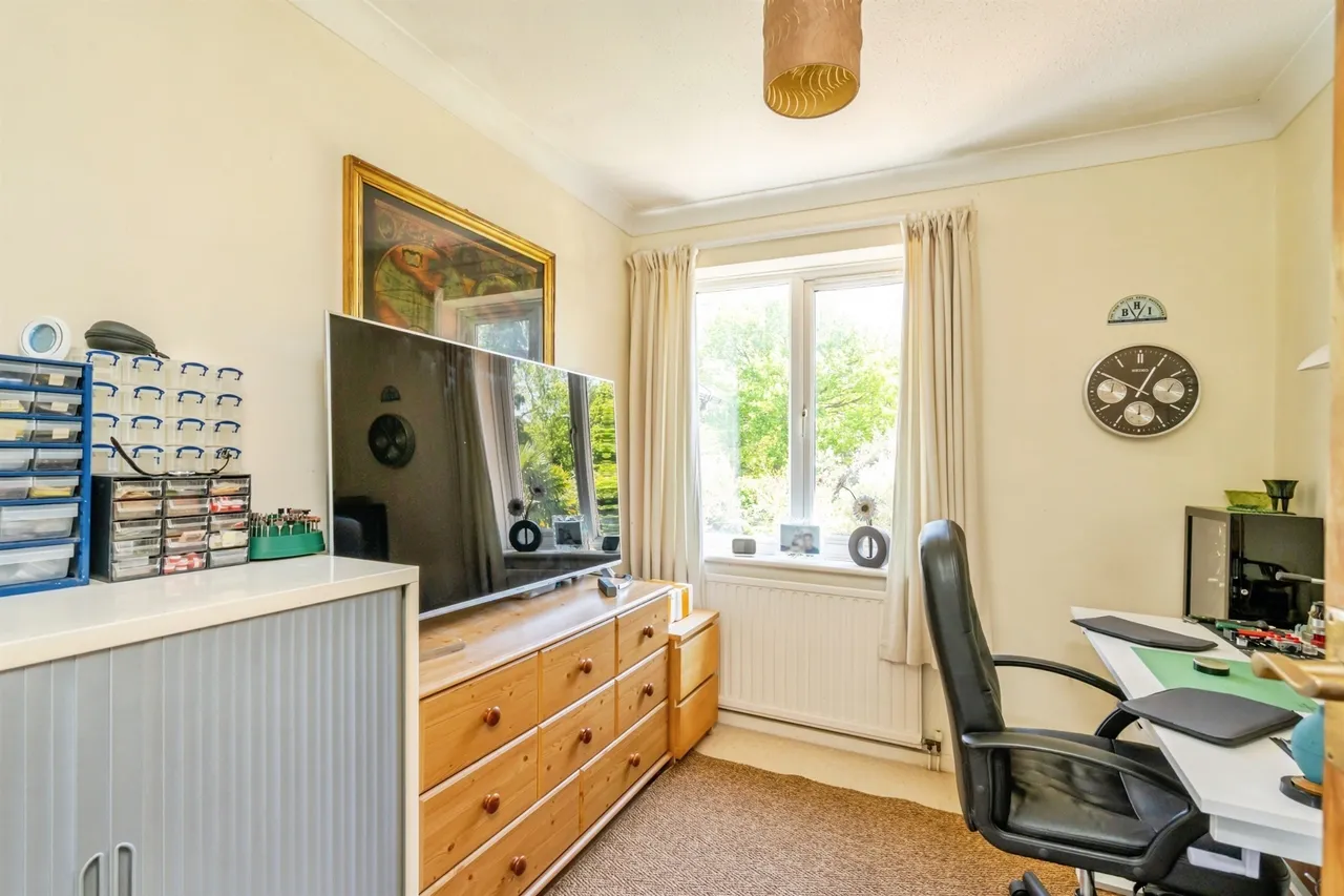 Old Place, Bognor Regis, PO21, photo 17