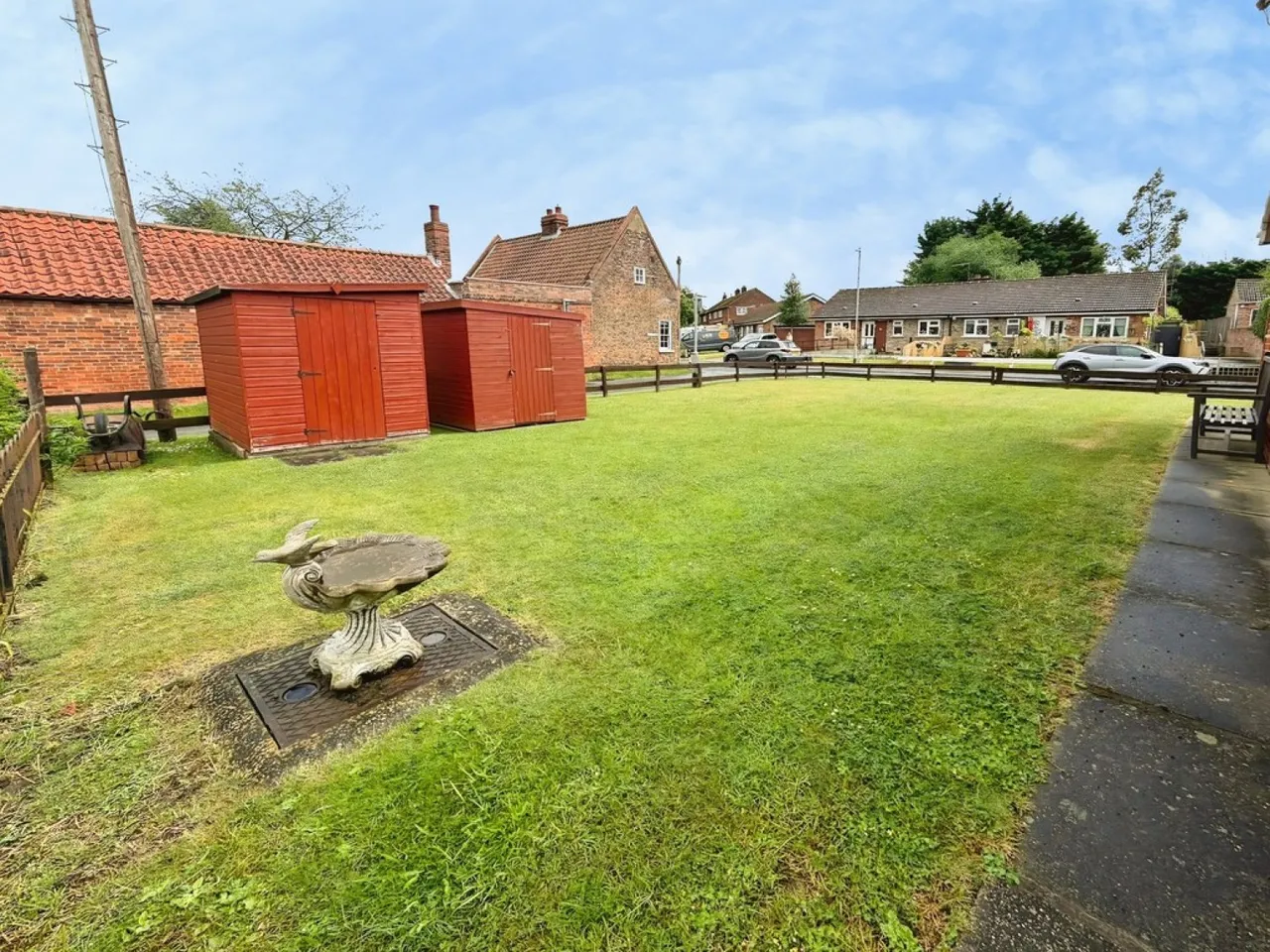 Stow, Lincoln, LN1, photo 26
