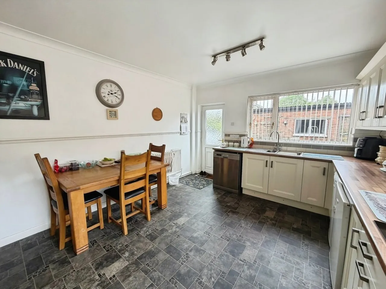Stow, Lincoln, LN1, photo 12