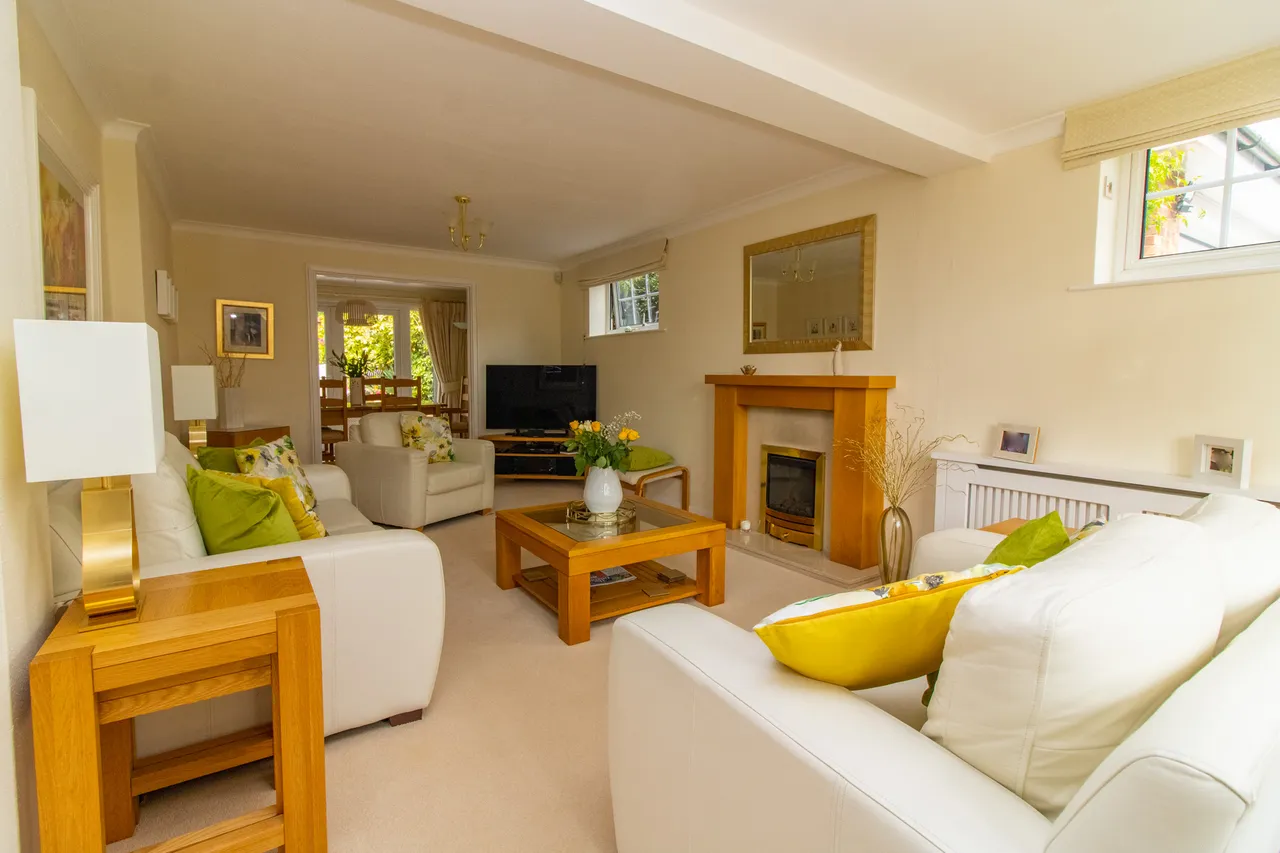 Newstead Avenue, Bushby, Leicester, Leicester, LE7 9QE, photo 2