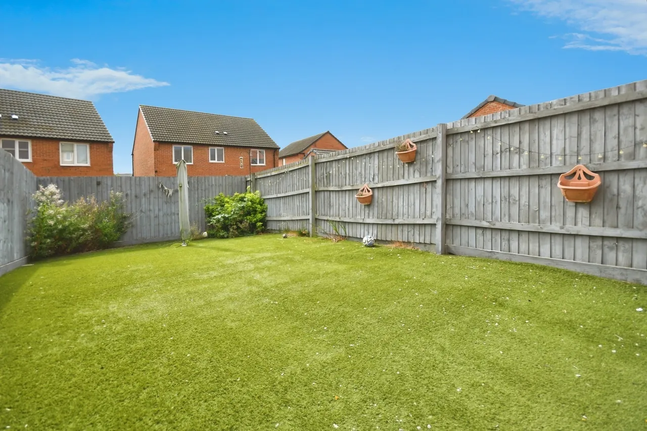 Burton Street, Wingerworth, Chesterfield, Derbyshire, S42, photo 9