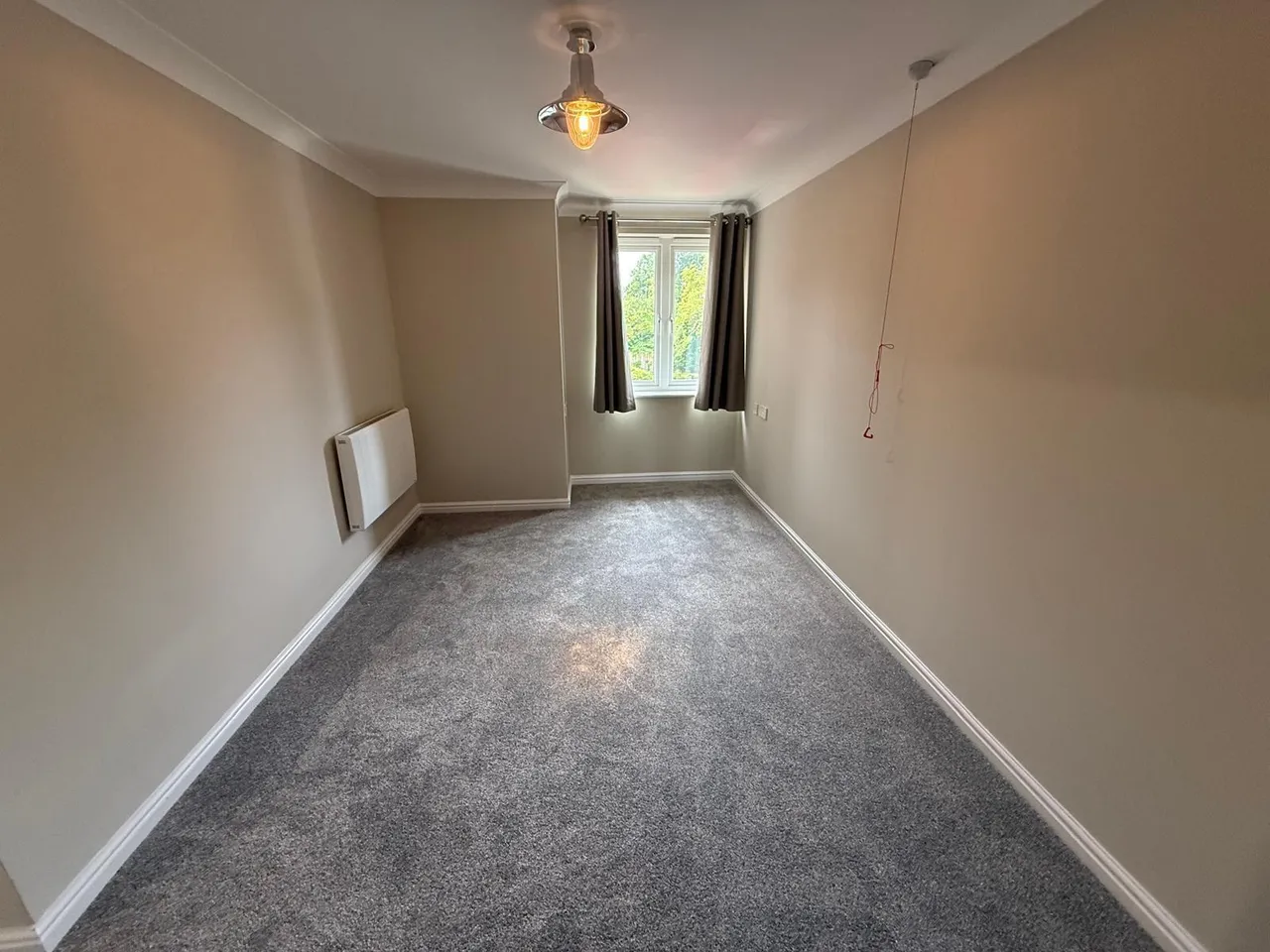 Warwick Road, RG2, photo 6