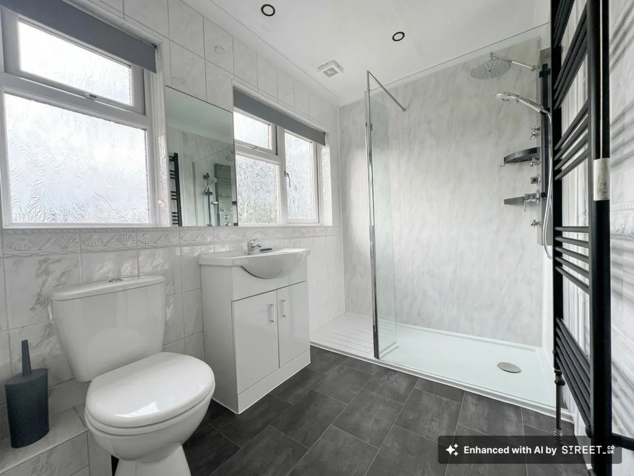 Elizabeth Road, HP14, photo 9