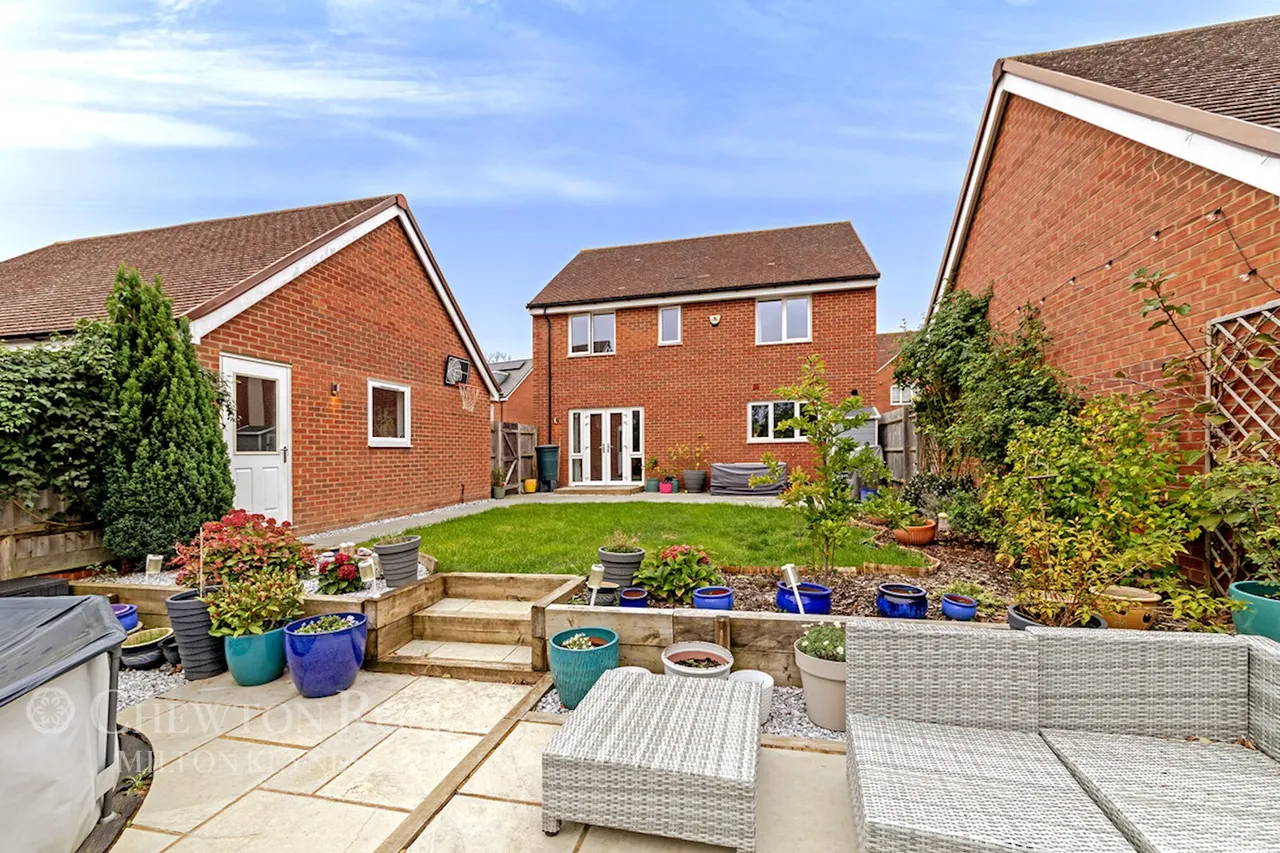Calshot Drive, Kingsmead, photo 40