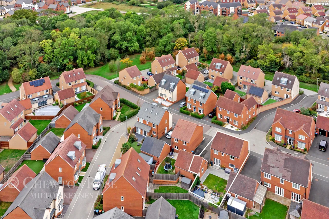 Calshot Drive, Kingsmead, photo 46
