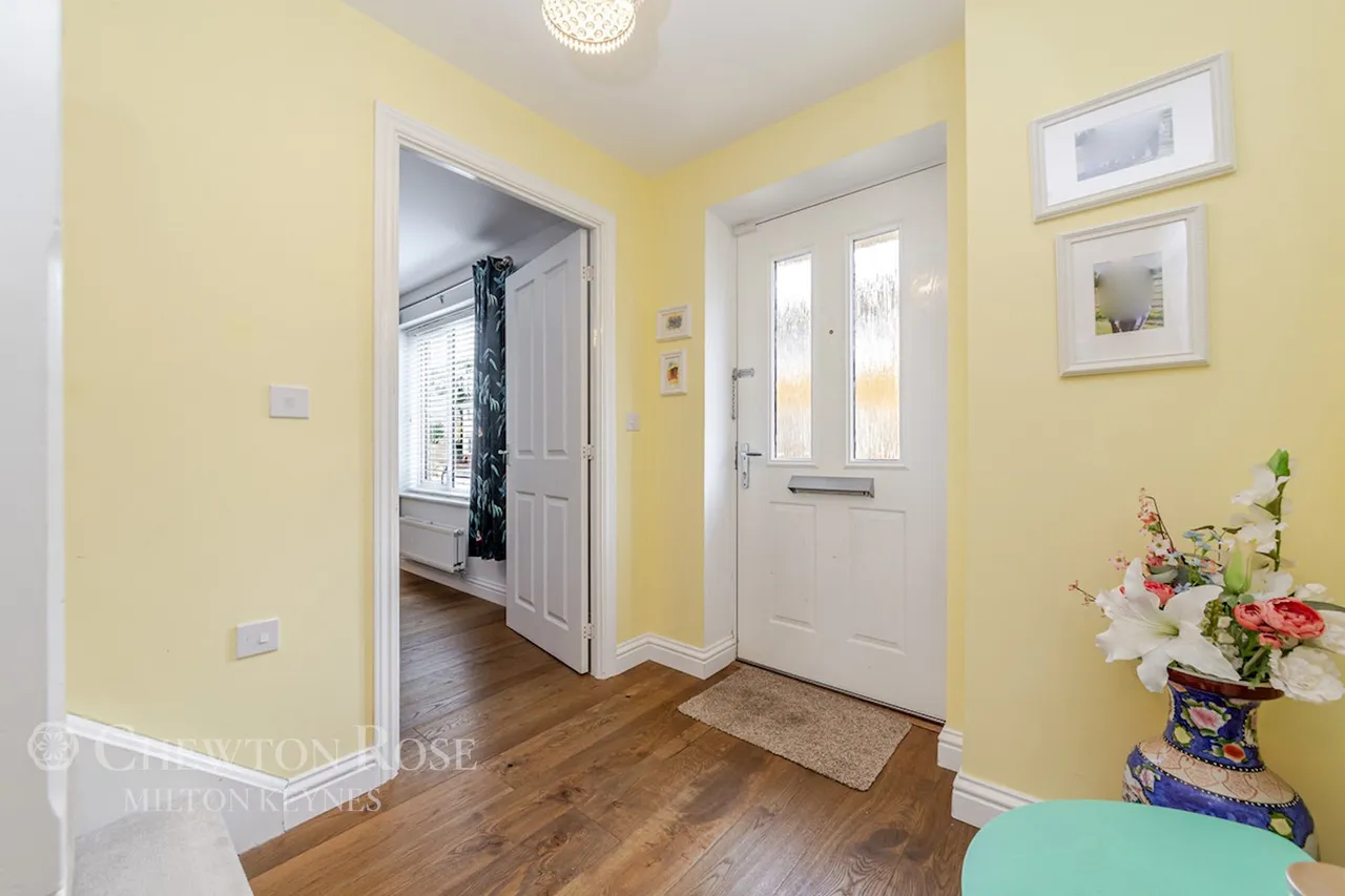 Calshot Drive, Kingsmead, photo 6