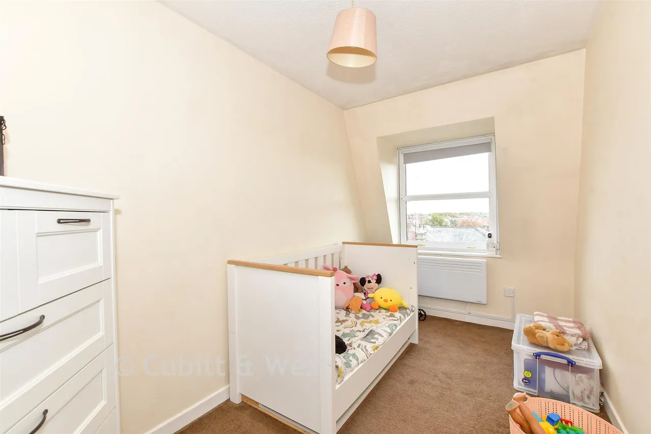 Ashby Place, Southsea, PO5, photo 7