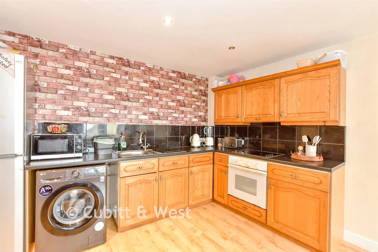 Ashby Place, Southsea, PO5, photo 5